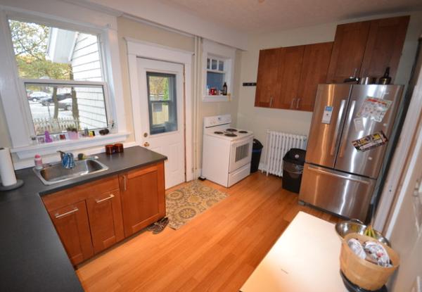 1955 Vernon Street Kitchen 2